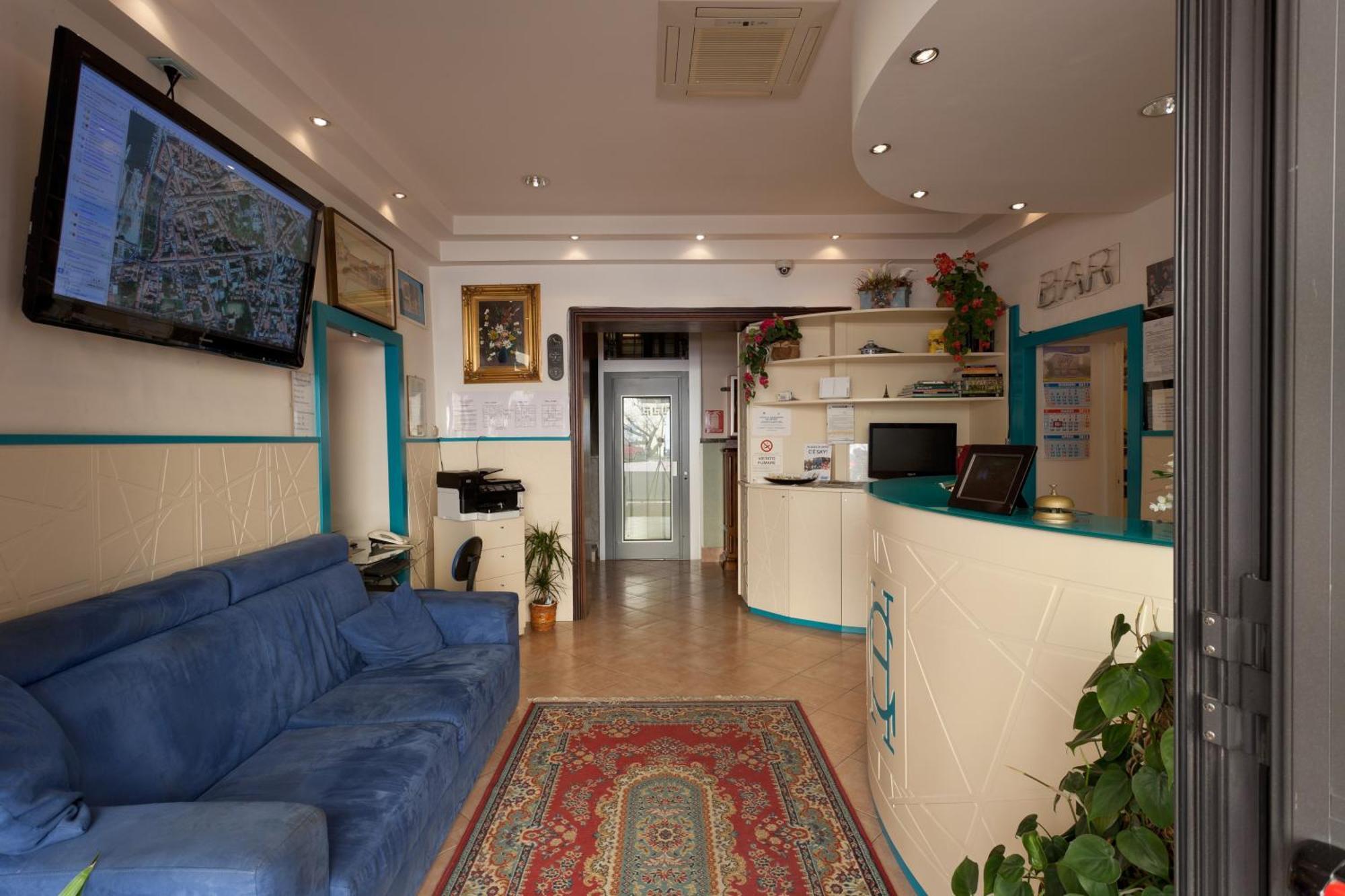 Parking Hotel Giardino Livorno Luaran gambar