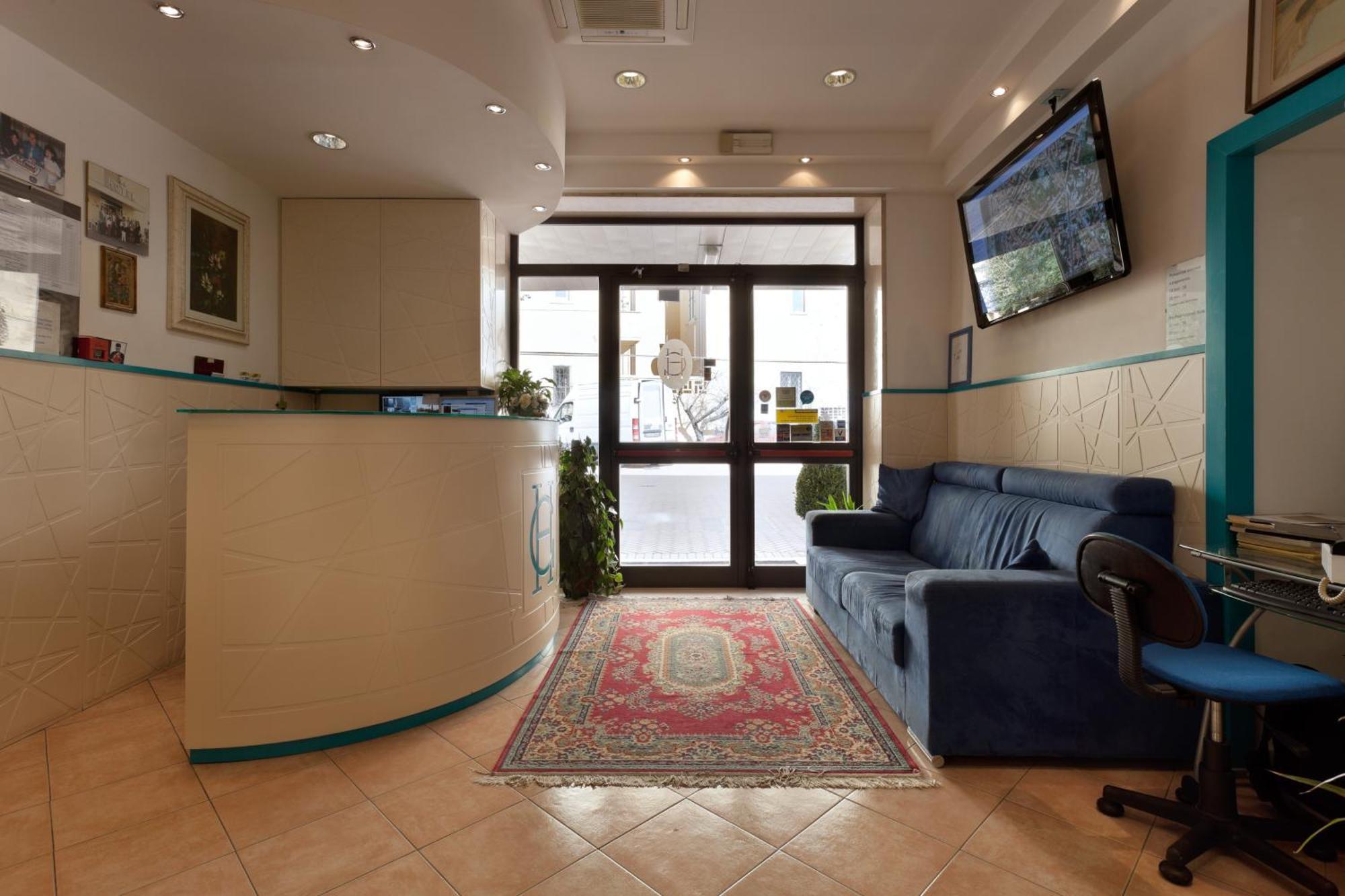 Parking Hotel Giardino Livorno Luaran gambar